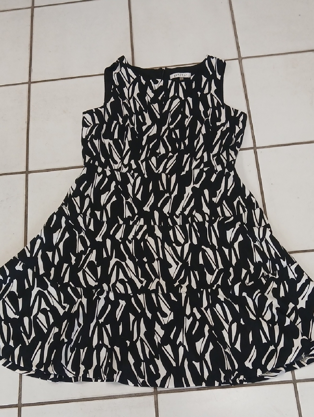 Kasper Black & White Printed Midi Dress